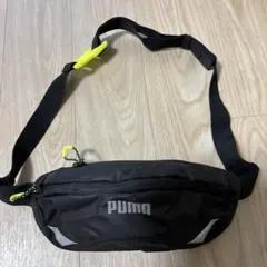 PUMA ランニングバッグ　ボディバッグ 黒