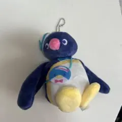 タキシードサム＆ピングー ぬいぐるみマスコット　おすわりピングー