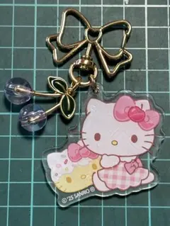 サンリオキャラクターズきらきらフルーツチャーム パープルさくらんぼハローキティ