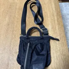 ZUCCAブラック ショルダーバッグ