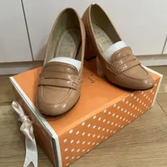 HARUTA ベージュ ローファー 7cmヒール