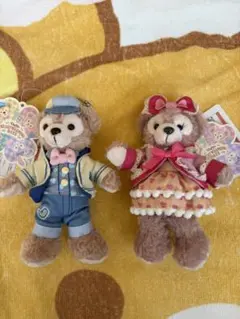 タグ付き　ダッフィー＆シェリーメイ ぬいぐるみバッジ