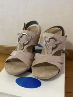 Dr.Scholl ベージュ ヒールサンダルのサムネイル