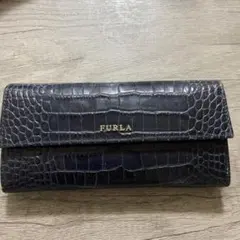 FURLA クロコダイル風長財布 ネイビー