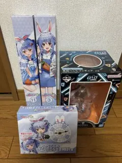 ホロライブ　兎田ぺこら　一番くじフィギュア　タペストリー　時計セット　未開封品