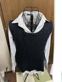 MURUA 黒 ニットベストシャツ