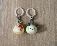 サンリオなりきりまんめじるしアクセサリー　キティ　ポチャッコ