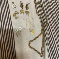 あ*か様 ゴールドとホワイトのイヤリングセット