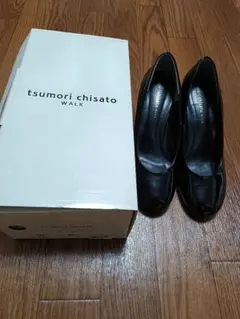 tsumori chisato WALK エナメルパンプス ブラックのサムネイル