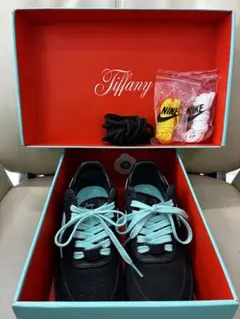 Tiffany & Co. Nike Air Force 1 Low 1837のサムネイル