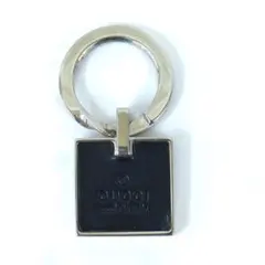 グッチ ロゴプレートキーリング キーホルダー ブラック シルバーカラー