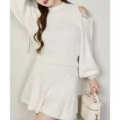 NICE CLAUP ナイスクラップ 2way肩あきシャギーニット オフホワイト