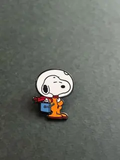 スヌーピー 宇宙服 ピンバッジ 新品未使用