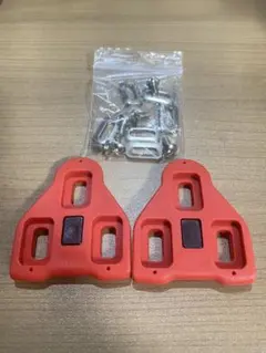 룩 델타 레드 클리트
