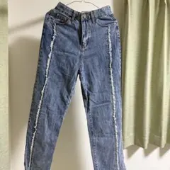 by muni:r フリンジ付きブルーデニムパンツ