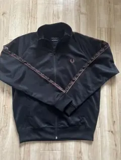 FRED PERRY ジップアップジャケット 黒のサムネイル