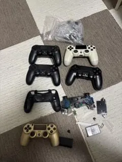 【ジャンク】PS4 コントローラー 5個+パーツセット