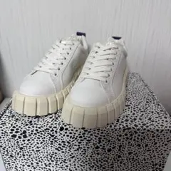 Item thumbnail for item 77987a44-98cc-4e4a-aa73-bf1c86e83fd6