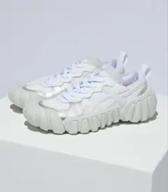 まお grounds JEWELRY PUFF TRAINER WHITE まお様専用 grounds JEWELRY PUFF TRAINER WHITE - メルカリ