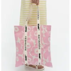 マリメッコ【日本限定】kioski Carrier Midi Unikko