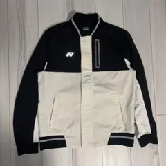 YONEX ダウンジャケット ホワイト/ブラック - メルカリ