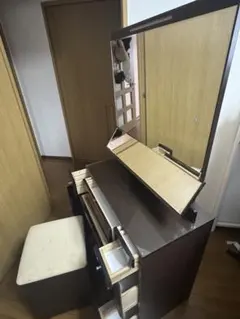 札幌・手渡しのみ】長谷川産業 ドレッサー【チェア・コンセント付