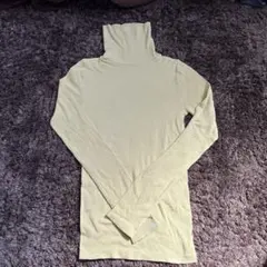 UNIQLO 極暖ヒートテックシームレスリブタートルネックT イエロー　Lサイズ