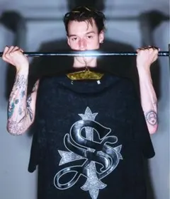 Supplier ブラック オーバーサイズTシャツ