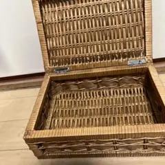 期間限定出品！　籐カゴ　蓋付バスケット