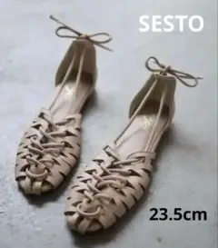 新品★SESTO/セスト フラット レースアップ サンダル ベージュ　23.5