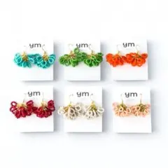 押し活に◎選べる６色カラフルビーズフリンジピアス／イヤリング（ハンドメイド）