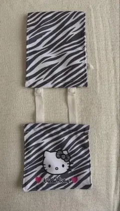 ハローキティ トイレットペーパーホルダー サンリオ かわいい ゼブラ柄