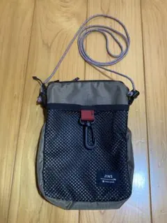 茶 snow peakスノーピークJINS ナイロン サコッシュ ブラウン