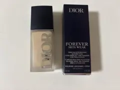 Dior ディオール フォーエヴァー フルイド スキン ウェア 0CR