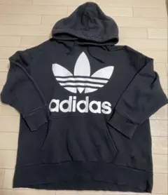 adidas トップス　黒 フード付きパーカー 105