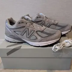 New Balance 990 V4グレー スニーカー