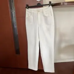 ホワイト