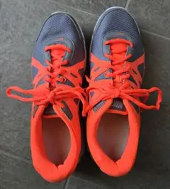 ランニングシューズ 25