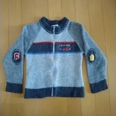 ファミリア　ジッパーセーター　120