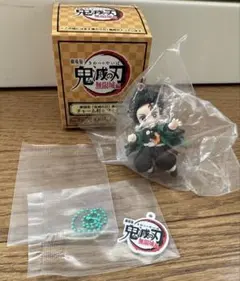 劇場版　鬼滅の刃 無限城編　チャーム付きフィギュア 竈門炭治郎