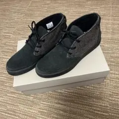 LACOSTE チャッカブーツ ブラックのサムネイル