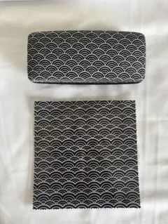 【新品】Zoff波模様 メガネケースとメガネ拭きクロス　鯖江メガネ