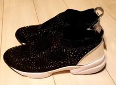 新品)スパンコール付き黒スニーカー