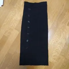 ブラックタイトスカート