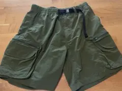 カーゴショーツ オリーブグリーン　GU ハーフパンツ