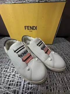 ⭐️FENDI ⭐️スニーカー FFロゴ バックル ホワイト シグネチャー 36