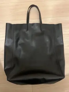 【お値下げ！】CELINE ホリゾンタルカバ　トートバッグ　レザー　ブラック