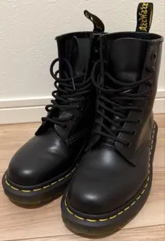 Dr. Martens 1460 W ブラック UK3 8ホールブーツ