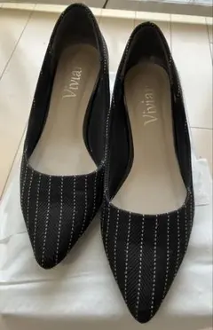 ※美品※ Vivian ブラック ストライプ パンプス 低ヒール　サイズ22cm