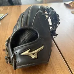 硬式用グローブ　黒　ミズノ